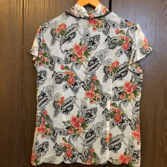 SARA MICHELLE SIZE M FOOLER BLOUSE BLACK TANK FLORAL OUTER SHORT SLEEVE - #314 - Picture 2 of 12